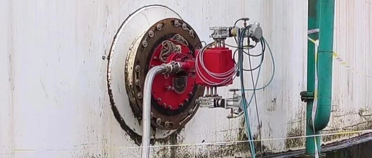 Tank Cleaning | How Does Mechanised Cleaning Achieve Precisely Targeted Results?